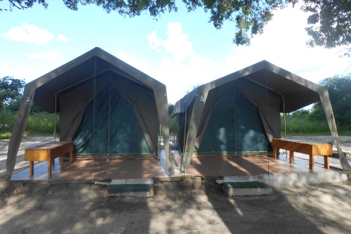 Private Island in the middle of the Okavango Delta 001